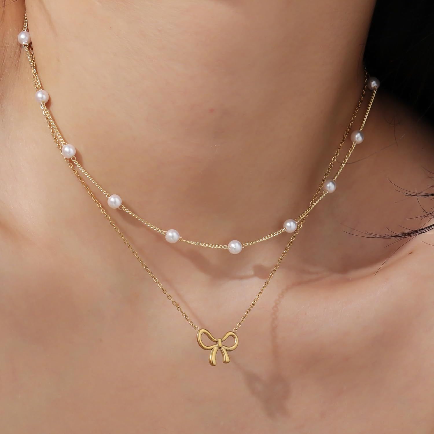 Double Layer Pearl Bow Pendant Necklace