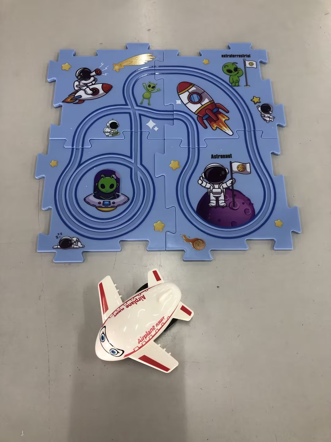 DIY Electric Railroad Speeder – Kids' Puzzle & Construction Toy