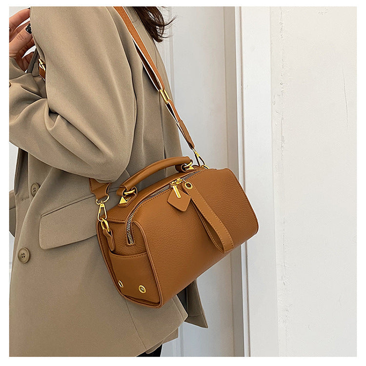 Summer All-Matching Shoulder Bag – Trendy Textured Pillow Handbag