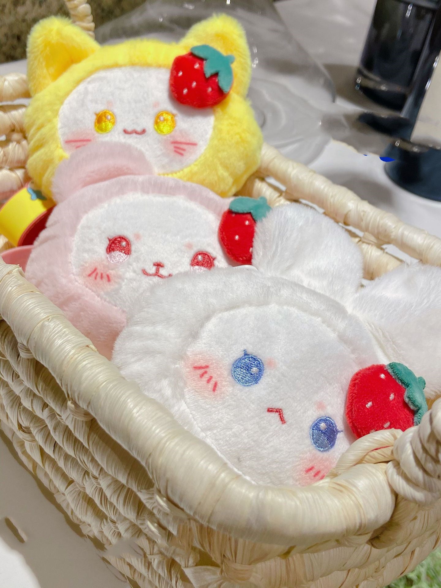 Cute Pet Coin Purse Plush Pendant Cartoon School Bag Keychain