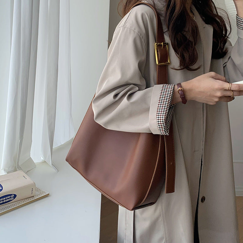 Versatile Large Capacity Women's Bucket Bag