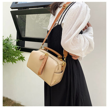 Summer All-Matching Shoulder Bag – Trendy Textured Pillow Handbag
