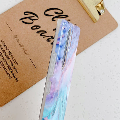Gradient marble pattern phone case